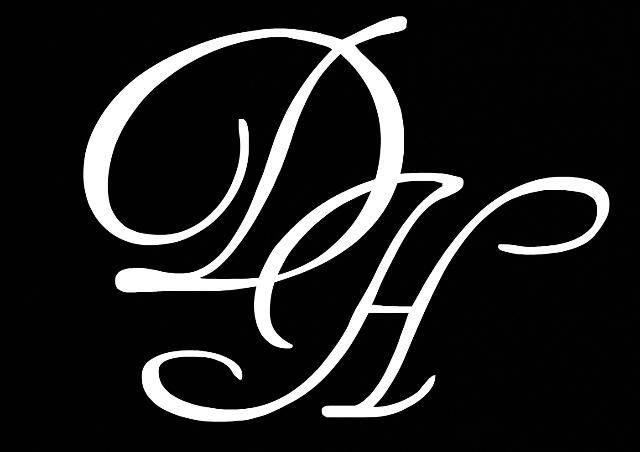 D H Logo