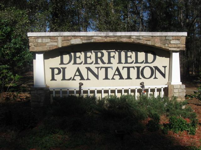 Entrance to Deerfield Plantation - Click Here to see available Homes For Sale!
